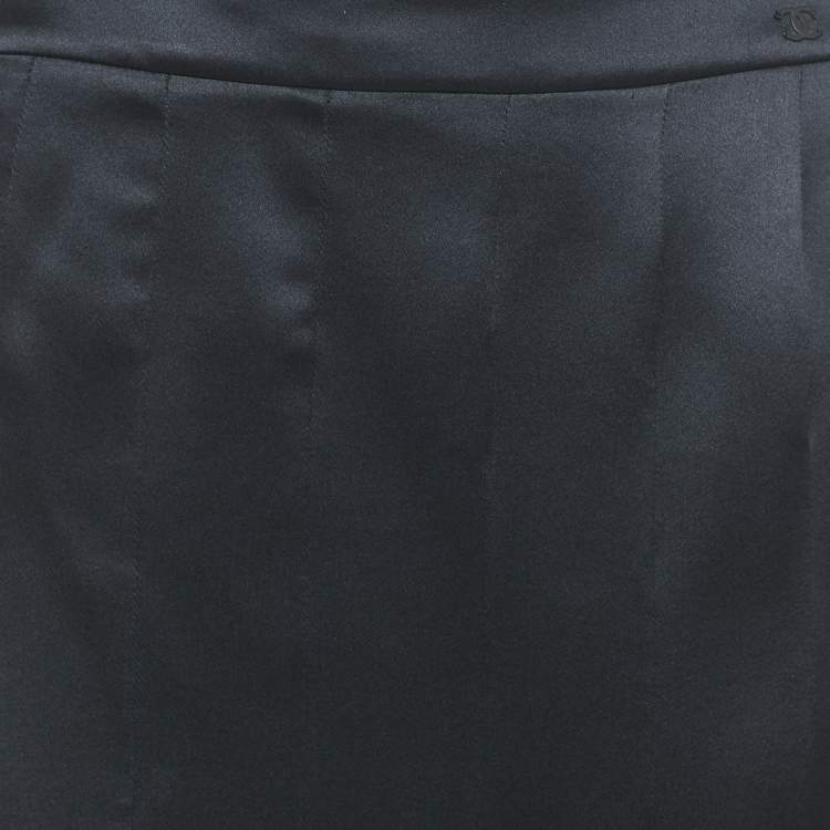 Pre Owned Chanel Navy Blue Satin Silk Pleated Short Skirt M