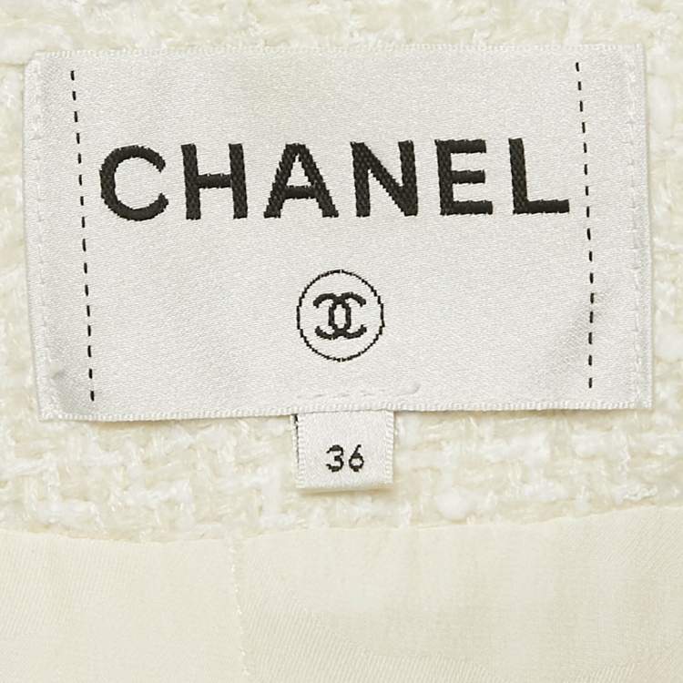 Pre Owned Chanel White Tweed Beads Embellished Jacket S