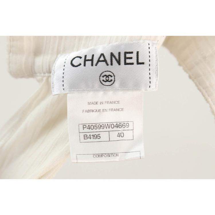 Pre Owned Chanel White Sleeveless Top