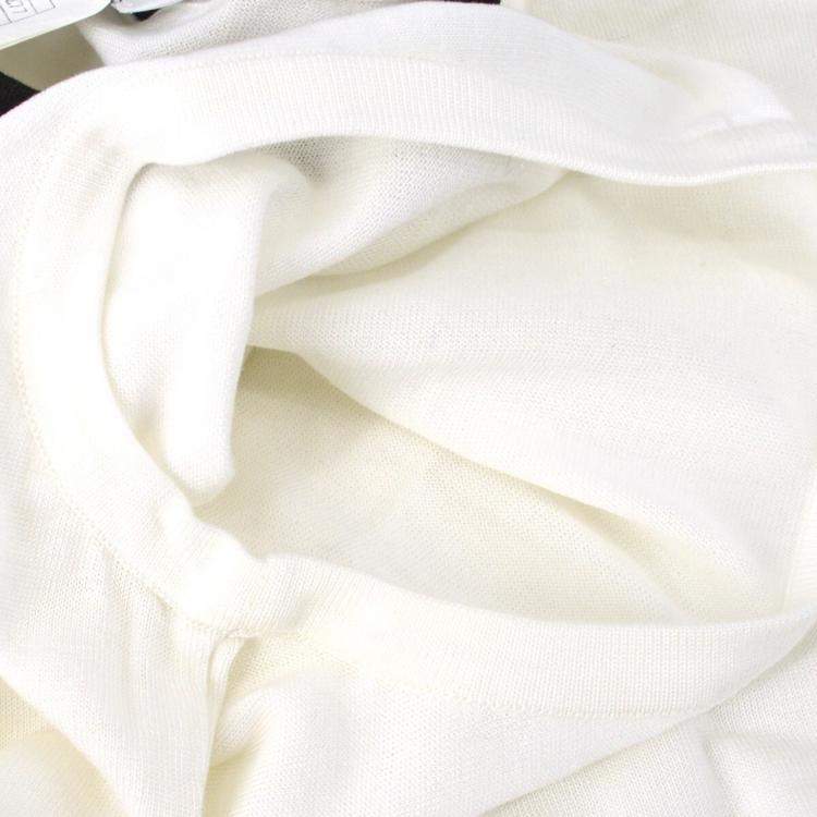 مملوكة مسبقًا Chanel  White Sleeveless Top 40