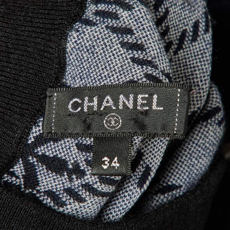 Pre Owned Chanel Navy Blue CC Quilted Pattern Wool High Neck Sweater S