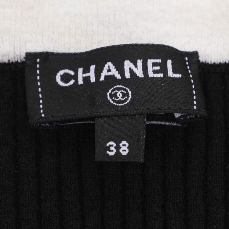 Pre Owned Chanel Black/White Rib Knit Tops M