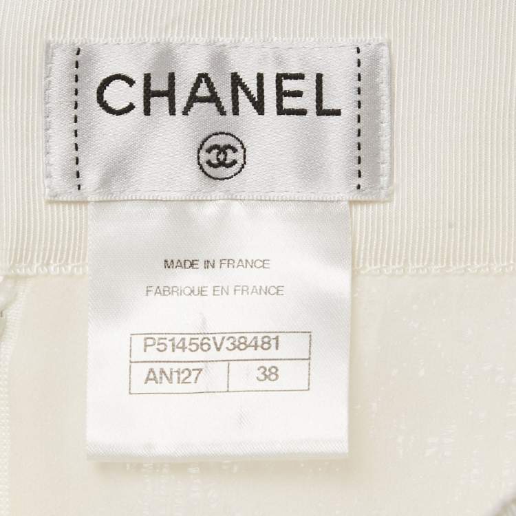 Pre Owned Chanel White Floral Lace Pleated Mini Skirt M