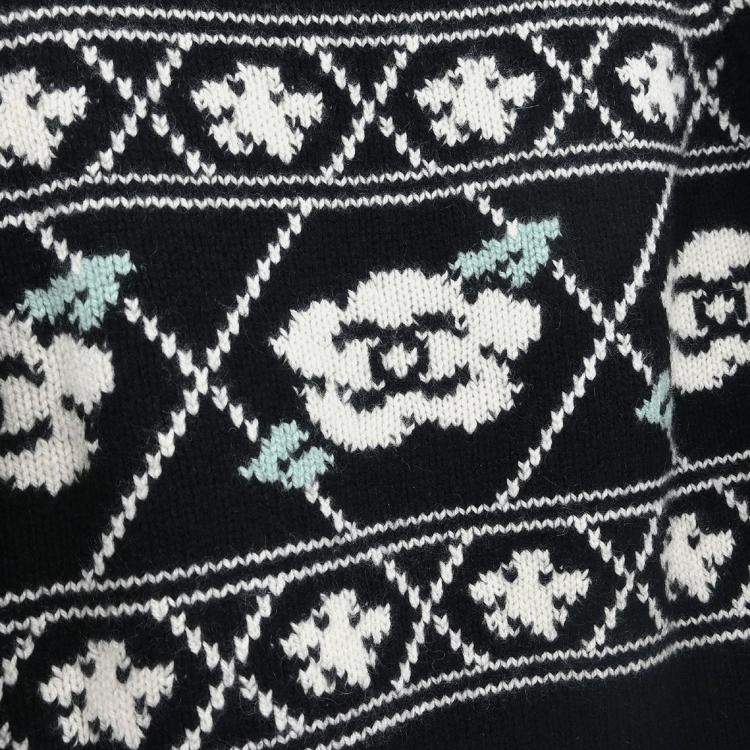 Pre Owned Chanel Sweater Top Black 95A Size M