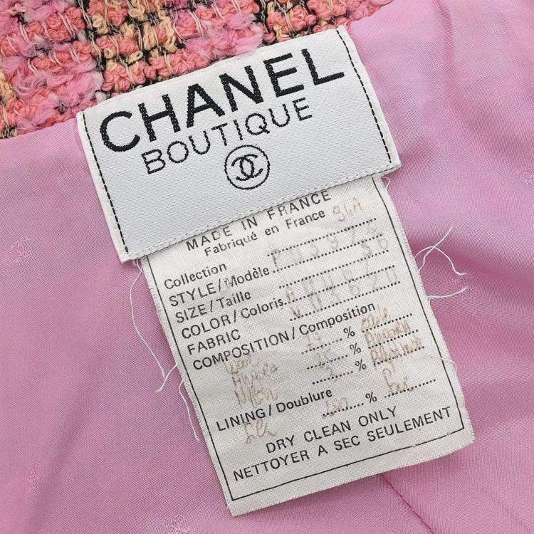 Pre Owned جاكيت شانيل تويد وردي مزدوج من الأمام صغير