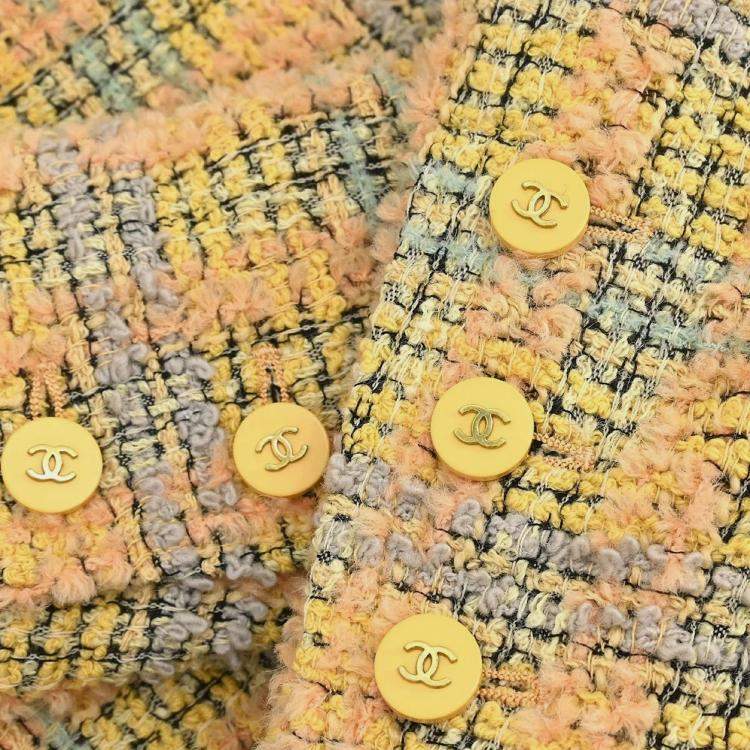 مملوكة مسبقًا جاكيت شانيل بصفين من الأزرار توبيد أصفر 94A #36