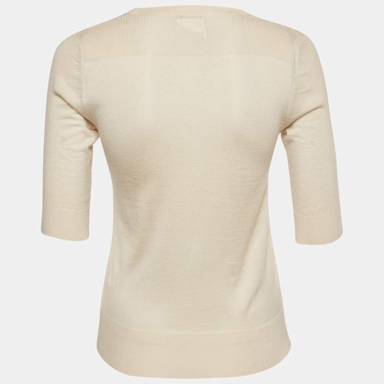 Pre Owned توب شانييل تريكو كشمير كريمي رقبة V مقاس صغير - سمول