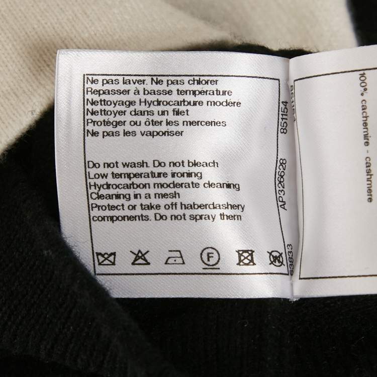 Pre Owned Chanel Black/White Cashmere Detachable Button Detail Cardigan M