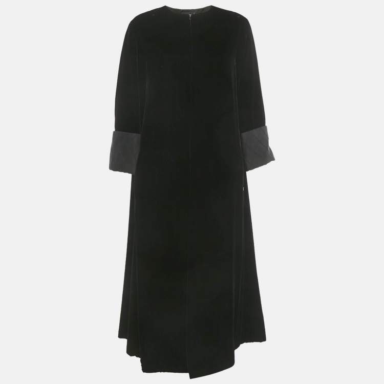 مملوكة مسبقًا Chanel Black Velvet Long Cape Coat M