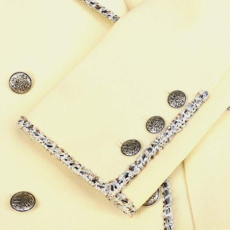 Pre Owned Chanel Emblem Double Breasted Jacket Off-white L