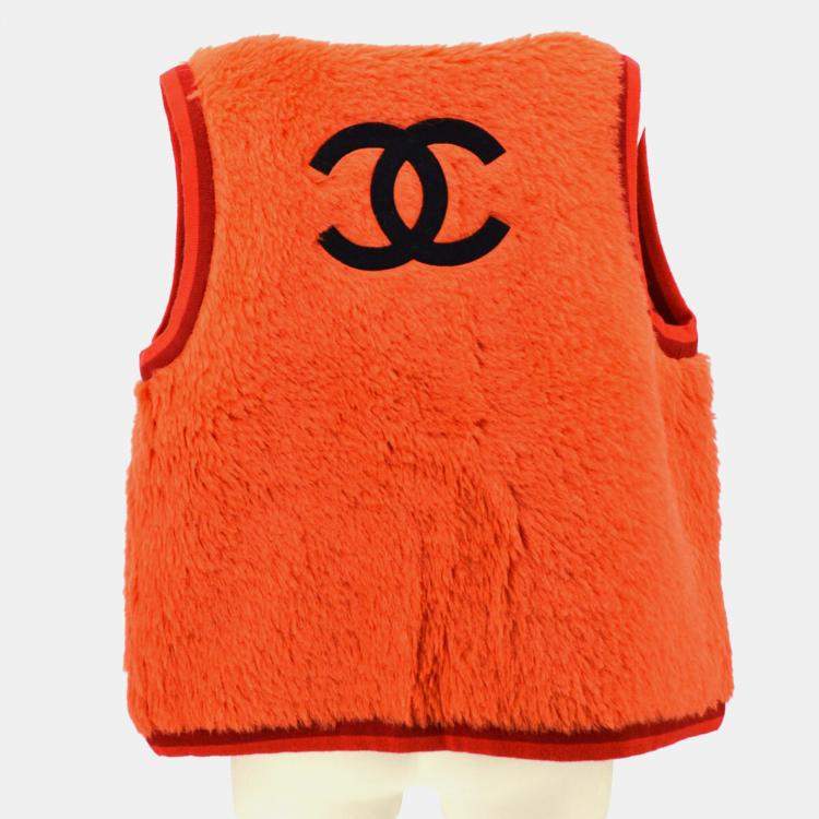 مملوكة مسبقًا Chanel Fur Vest Red Size S