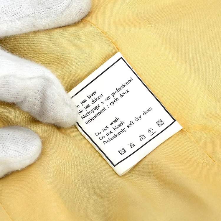 Pre Owned جاكيت شانيل بزر واحد أصفر 94A مقاس 42