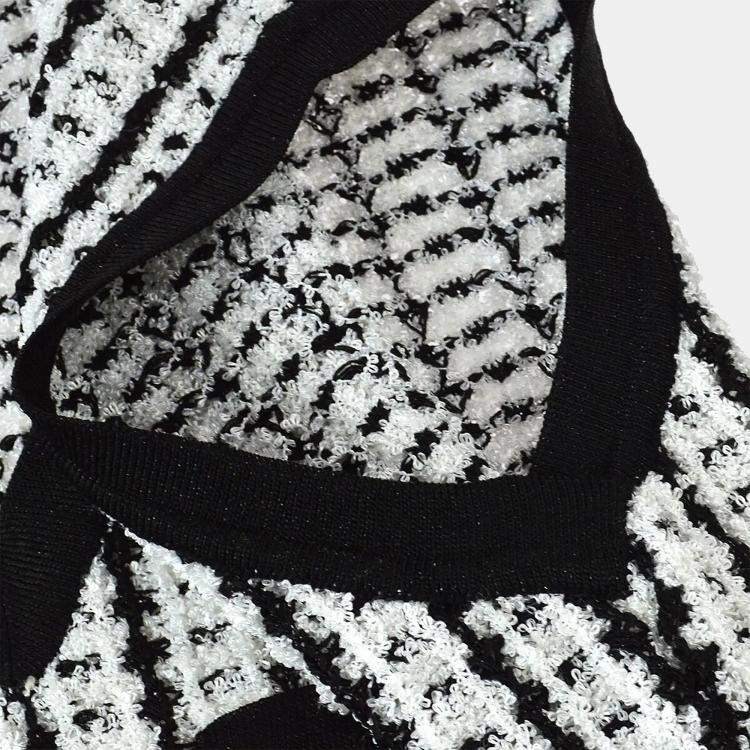 Pre Owned Chanel 97P Sleeveless Vest Top Sweater White Black IT 42