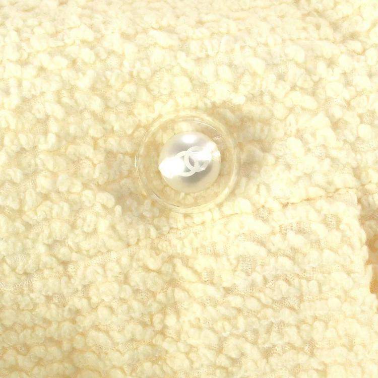 Pre Owned Chanel P57660V26446  Long Sleeve Jacket White F 38