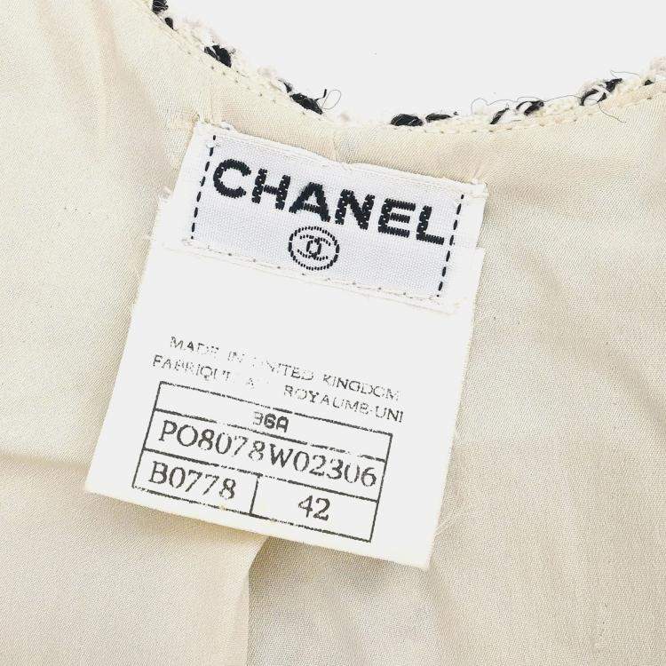 Pre Owned Chanel Single Breasted Collarless Jacket Gray 96A L