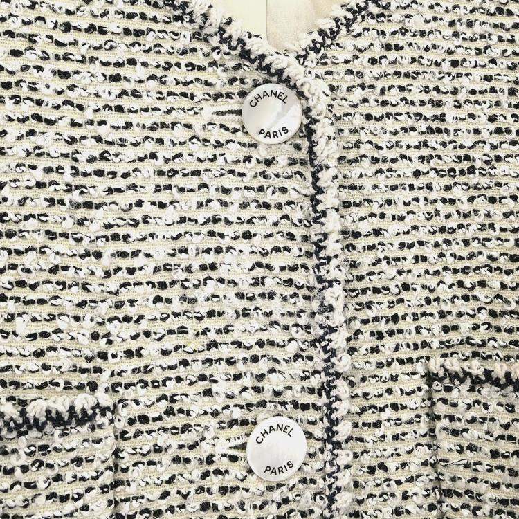 Pre Owned Chanel Single Breasted Collarless Jacket Gray 96A L