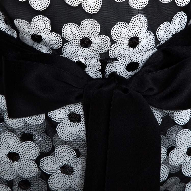 Pre Owned Chanel Monochrome Floral Sequined Mesh Palazzo & Top Set M