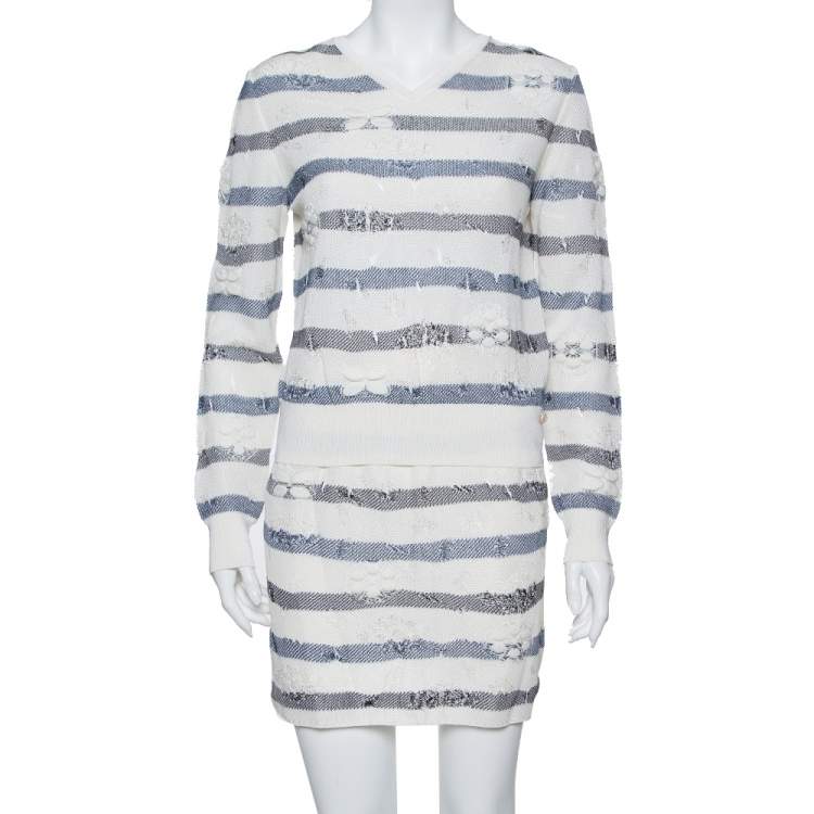 chanel v neck sweater