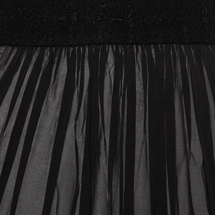 Pre Owned Chanel Black Silk Short Skirt S