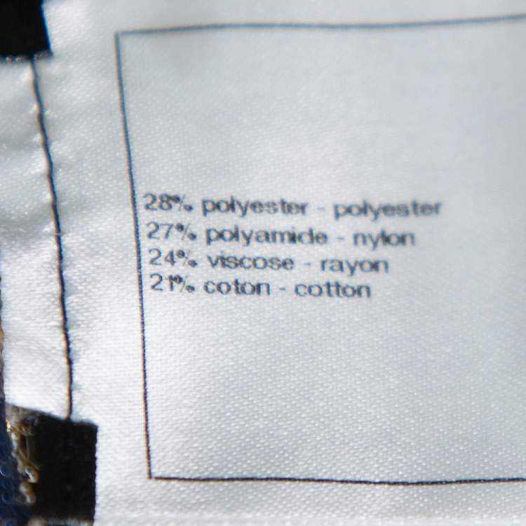 مملوكة مسبقًا Chanel Navy Blue Knit Bead Embellished Hook Front Vest XL