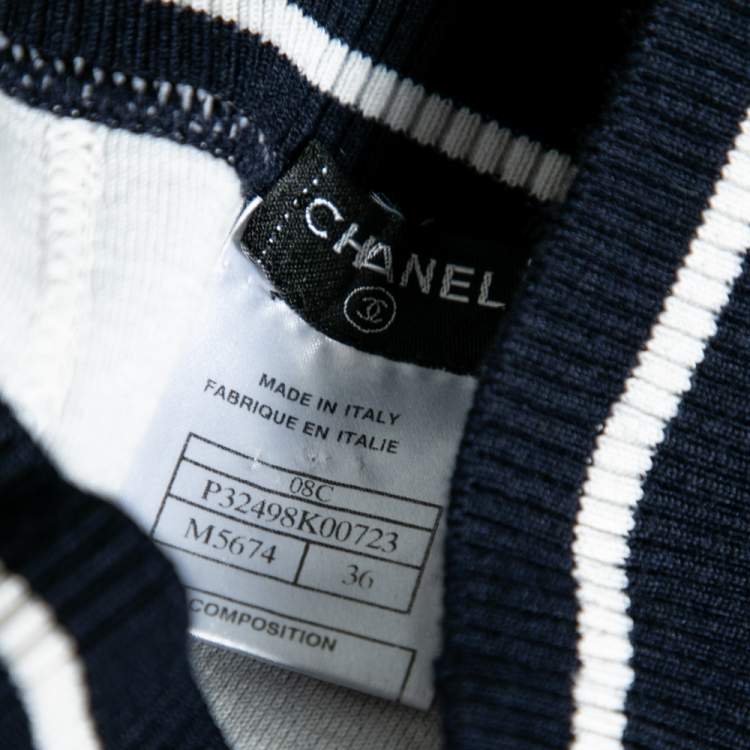 مملوكة مسبقًا Chanel Navy Blue & White Striped Knit Plane Embellished Jumper & Skirt Set S