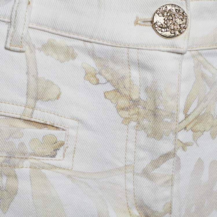 Pre Owned Chanel White Faded Grecian Print Denim Cropped Jeans L