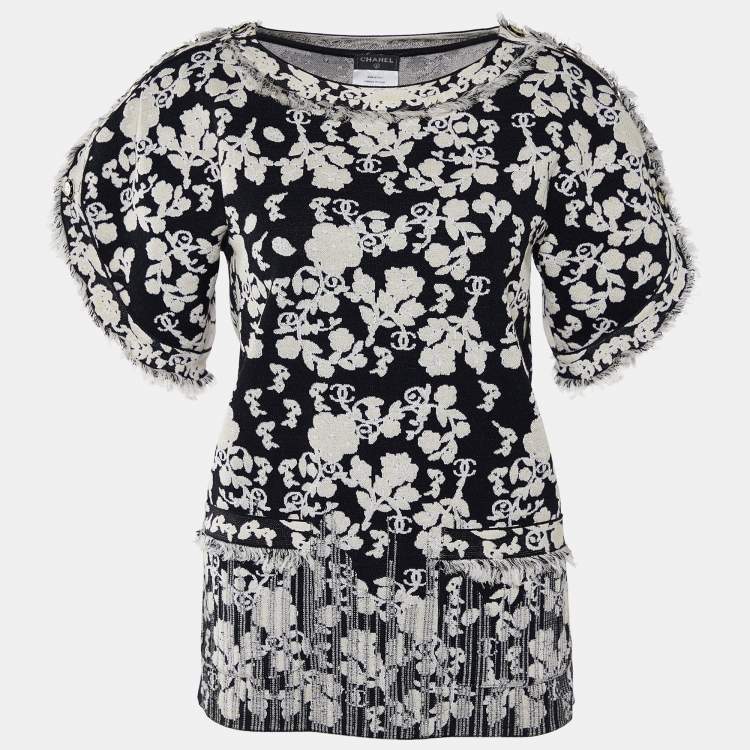 مملوكة مسبقًا Chanel Black Logo jacquard Knit Distressed Detail Top S