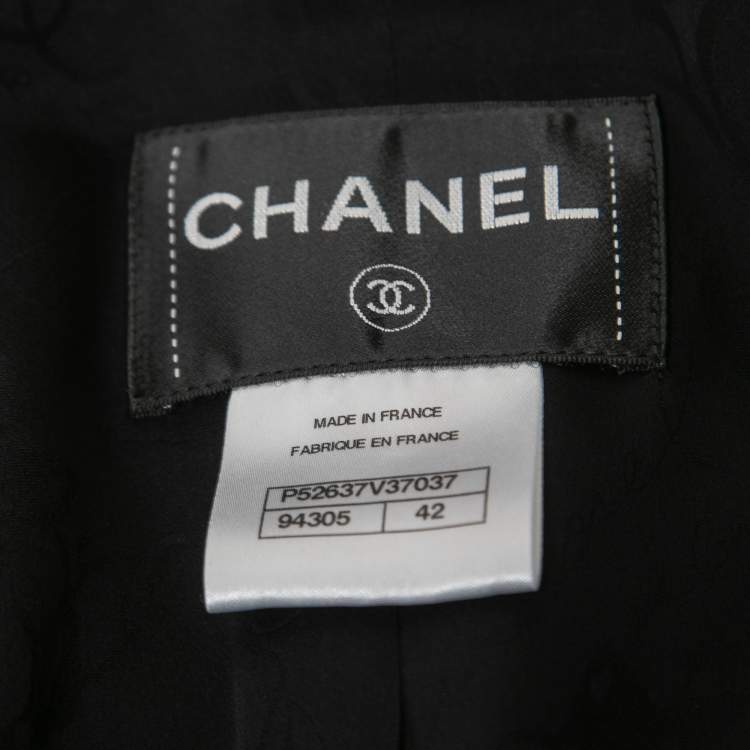 Pre Owned Chanel Black Wool Buttoned Jacket L