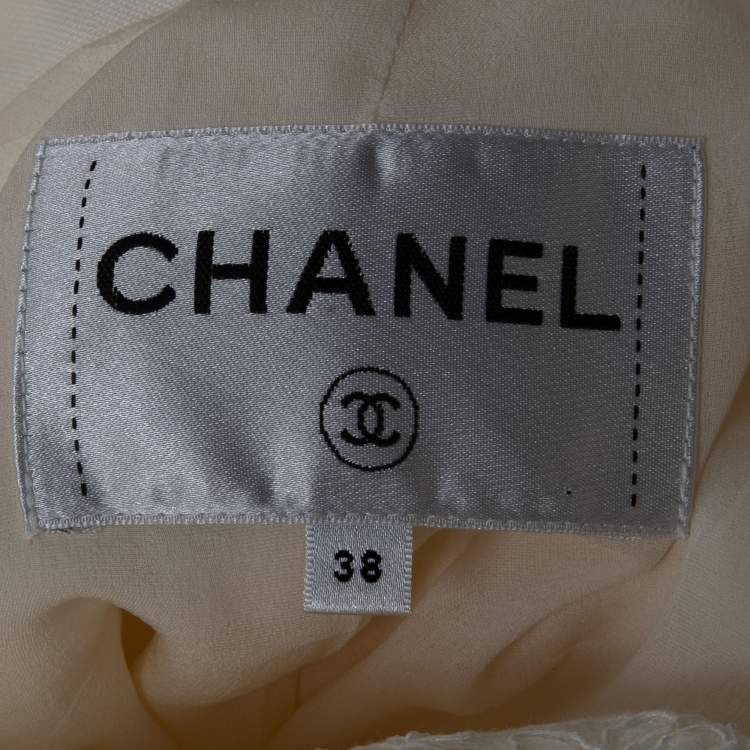 Pre Owned Chanel White Floral Lace Buttoned Jacket M