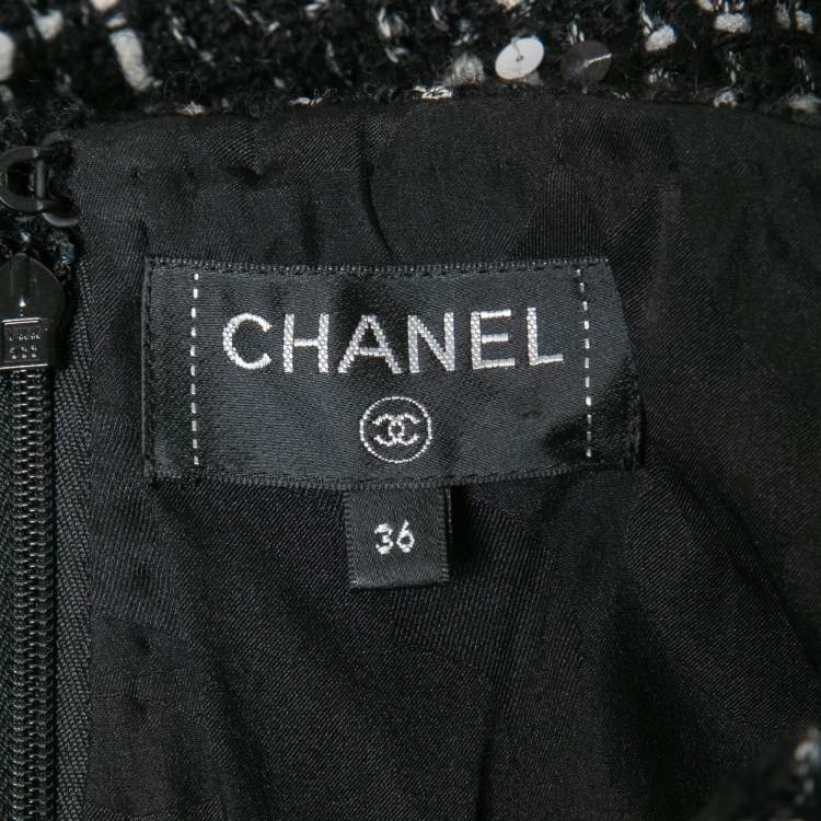 Pre Owned Chanel Black/White Sequined Tweed Skirt S
