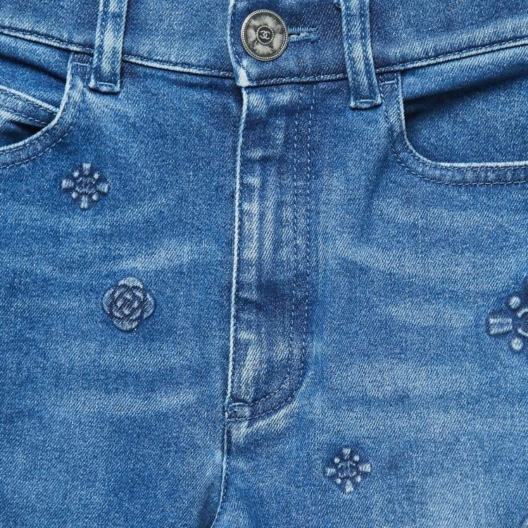 Pre Owned Chanel Blue Embossed Logo Denim Jeans S Waist 24"