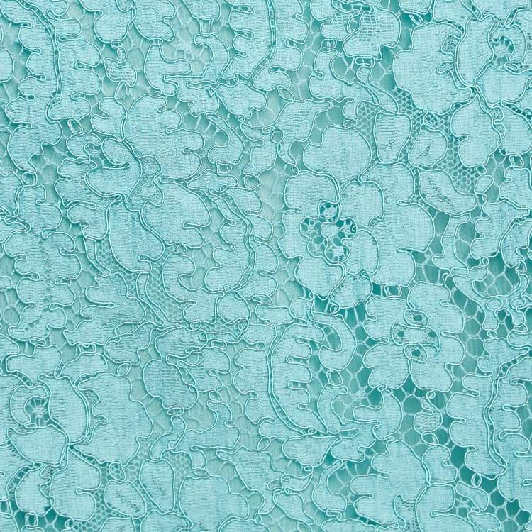 Pre Owned Chanel Blue Floral Pattern Lace Sleeveless Top S