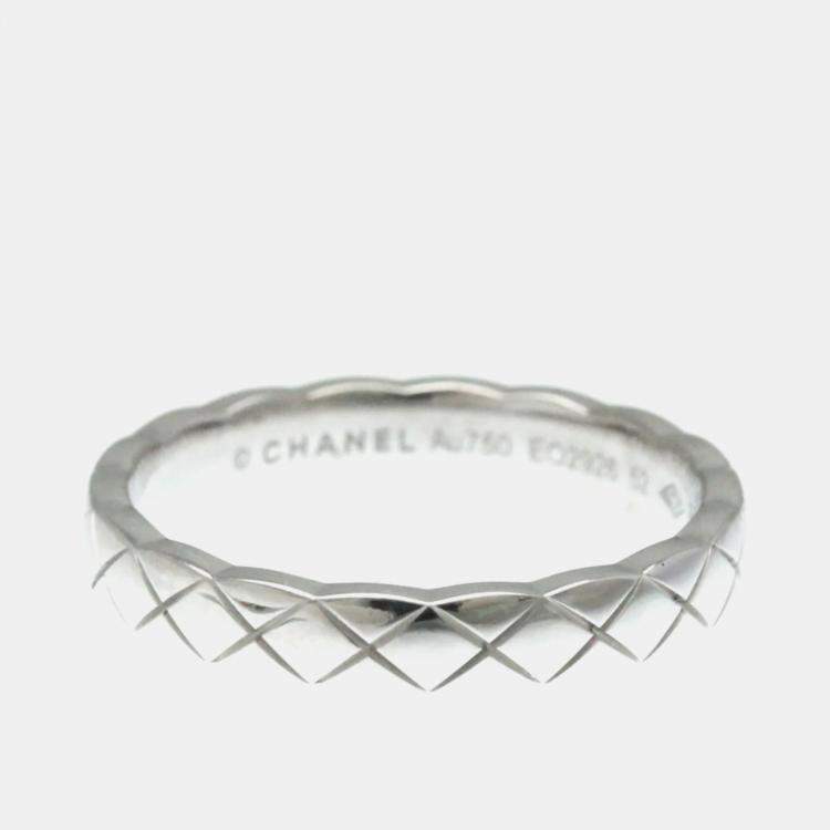 Pre Owned Chanel Coco Crush Mini Model 18K White Gold Band Ring Size 52