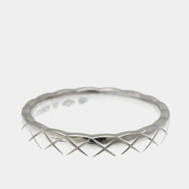 Pre Owned Chanel Coco Crush Mini Model 18K White Gold Band Ring Size 52