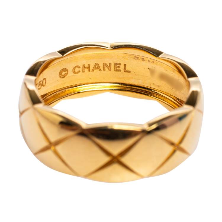 Pre Owned Chanel Coco Crush Quilted Motif 18K Yellow Gold Band Ring Size 50 