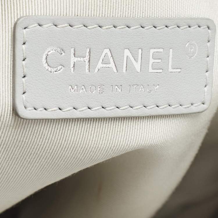 Pre Owned Chanel Silver Quilted Leather Casual Rock Airline Backpack