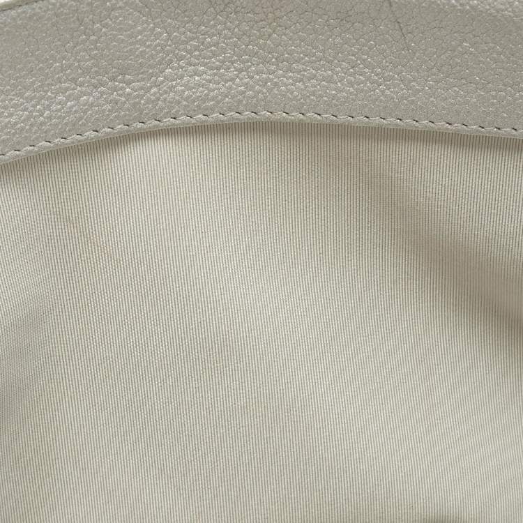 Pre Owned Chanel Silver Quilted Leather Casual Rock Airline Backpack