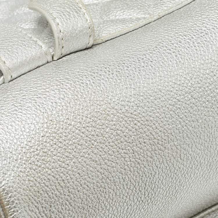 Pre Owned Chanel Silver Quilted Leather Casual Rock Airline Backpack