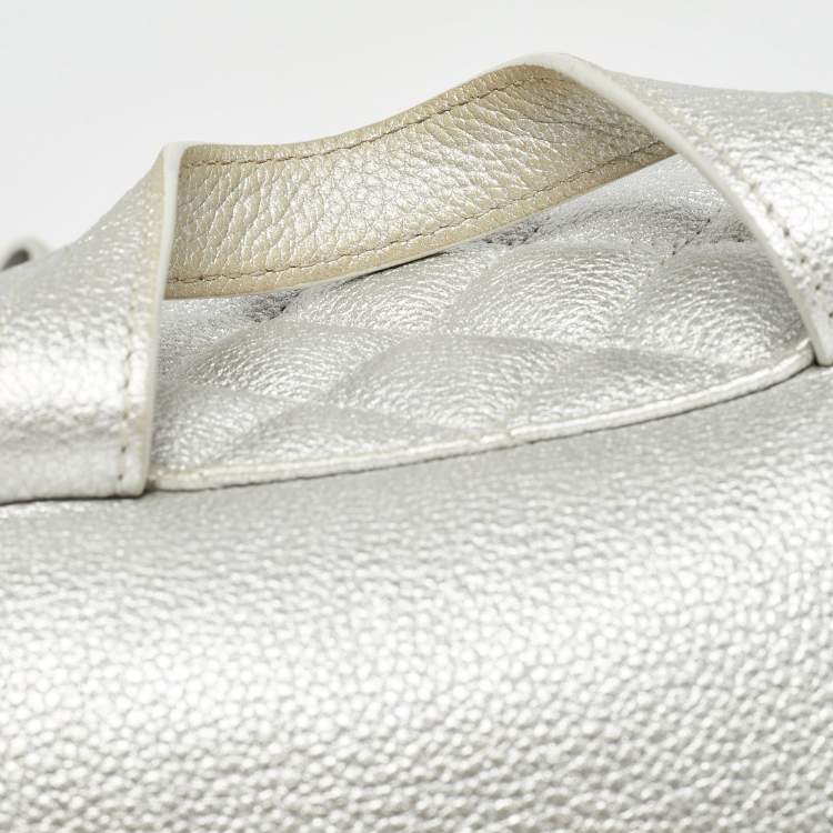 Pre Owned Chanel Silver Quilted Leather Casual Rock Airline Backpack