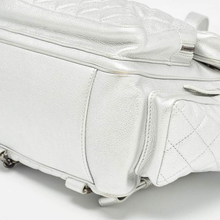 Pre Owned Chanel Silver Quilted Leather Casual Rock Airline Backpack