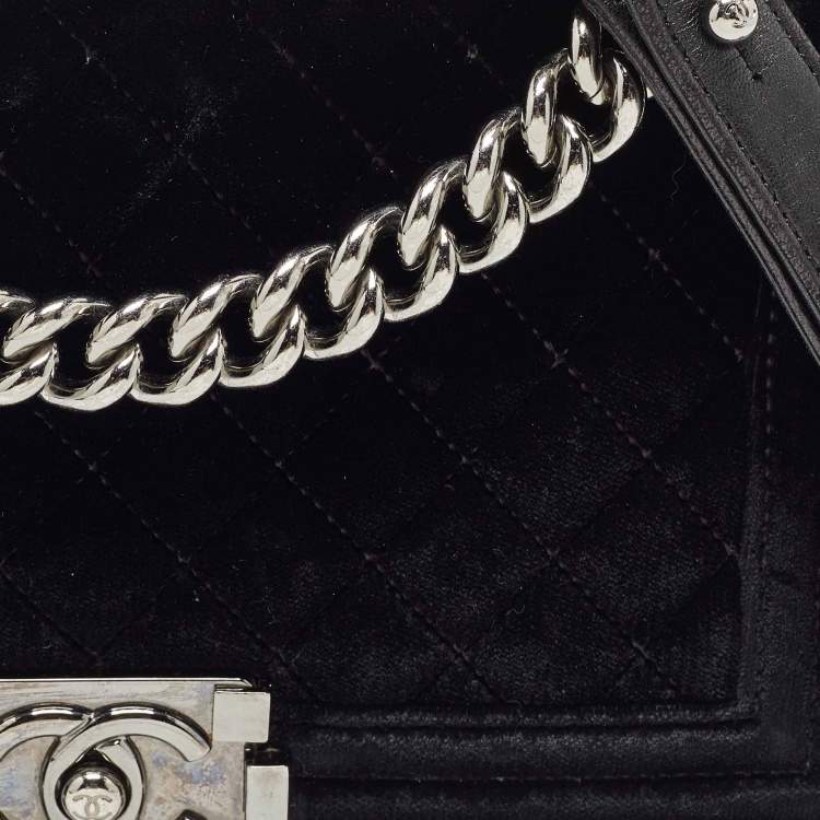 Pre Owned Chanel Black Quilted Velvet Medium Boy Flap Bag