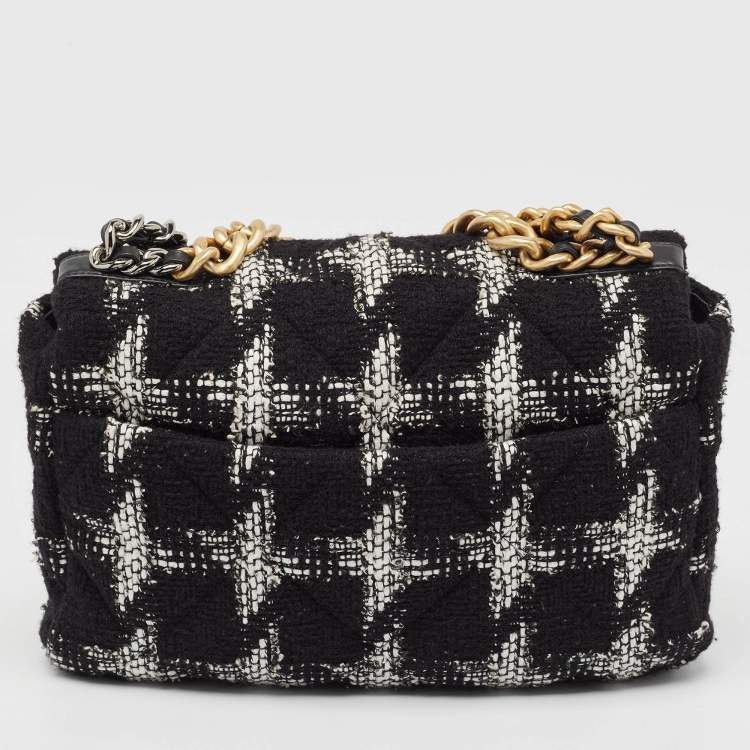 Pre Owned Chanel Black/White Quilted Houndstooth Tweed and Leather Large 19 Flap Bag