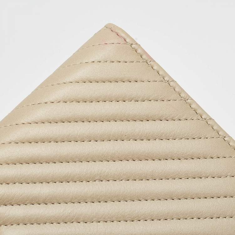 Pre Owned Chanel Cream Quilted Leather Boy Wallet On Chain