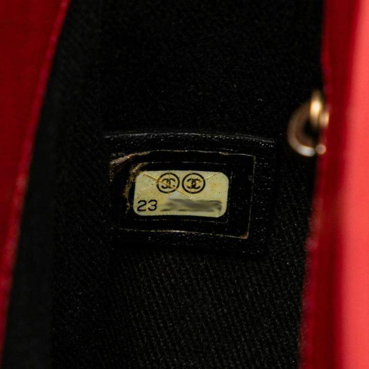 Pre Owned Chanel Red Calfskin and Quilted Goatskin Small Coco Curve Flap  Shoulder Bag