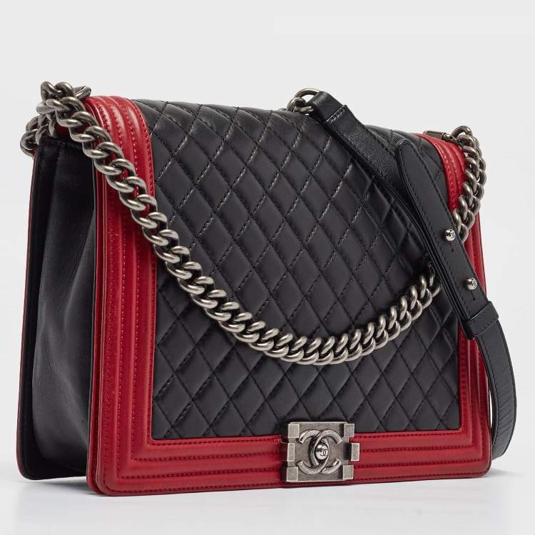Pre Owned Chanel Black/Red Quilted Leather Large Boy Flap Bag