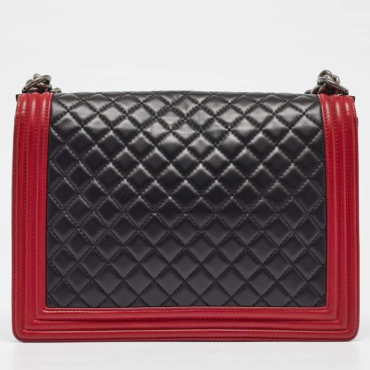 Pre Owned Chanel Black/Red Quilted Leather Large Boy Flap Bag