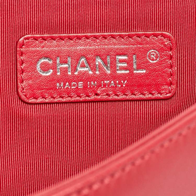 Pre Owned Chanel Black/Red Quilted Leather Large Boy Flap Bag