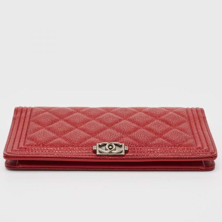 Pre Owned Chanel Dark Red Quilted Caviar Leather Boy Yen Wallet