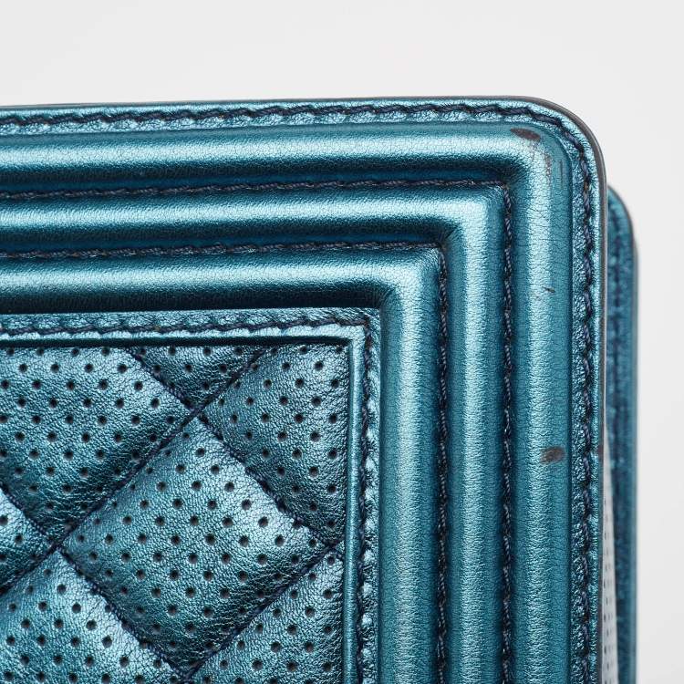 Pre Owned Chanel Metallic Blue Perforated Quilted Leather Medium Boy Flap Bag