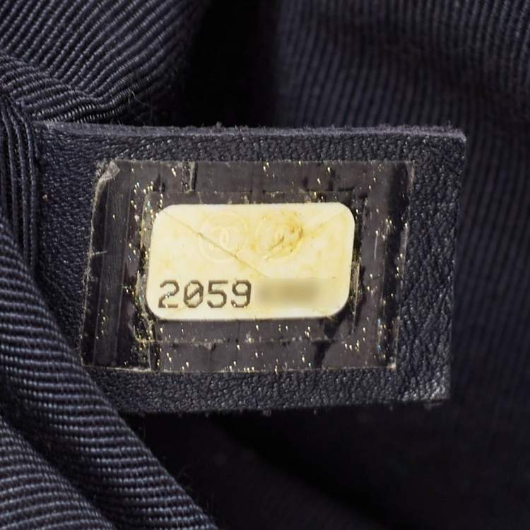 Pre Owned Chanel Metallic Blue Perforated Quilted Leather Medium Boy Flap Bag